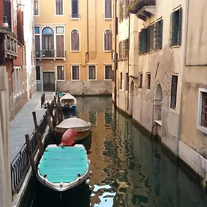 https://nice-venice-apartments-in-san-marco.hotelinveneto.com
