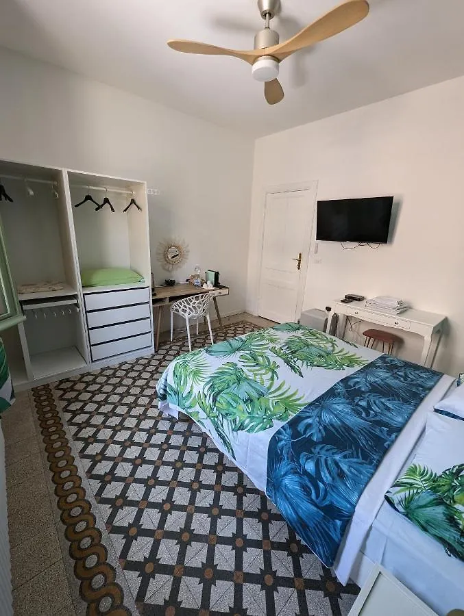 Villa Corsini Laigueglia 0*,  Italia
